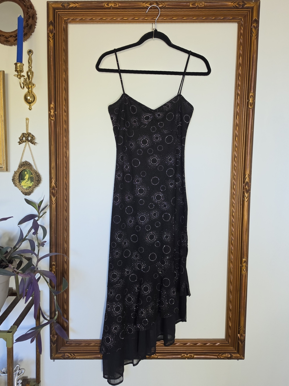 Vintage Black Spaghetti-Strap Slip Dress with Metallic Parkles Design